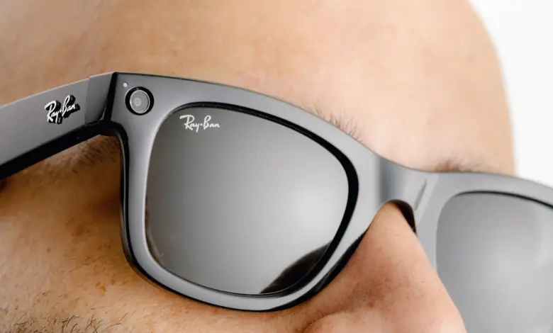 La marque Ray-Ban lance des lunettes connectées avec Meta.