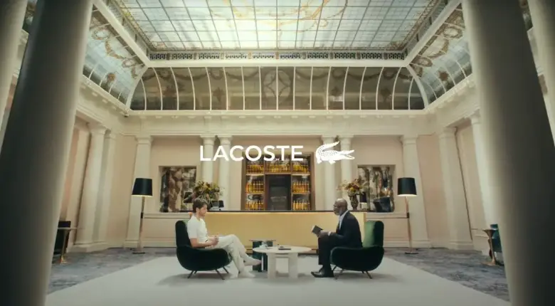 Pierre Niney incarne le nouveau parfum Original de Lacoste