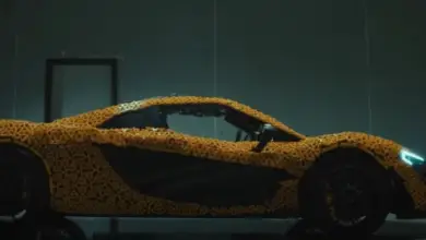 Lego et McLaren révèlent une supercar de course construite en Briques