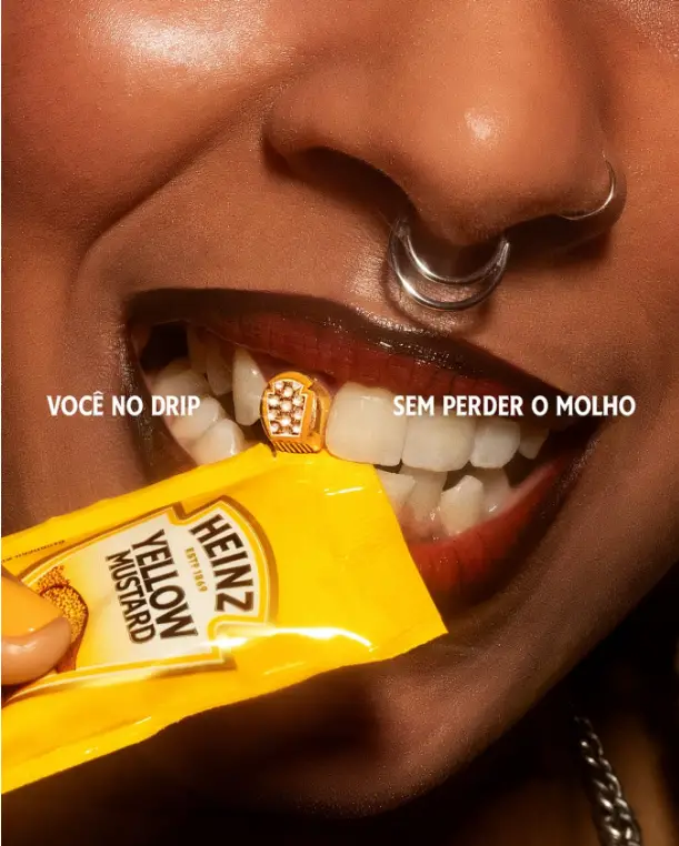 Heinz transforme l'ouverture des sachets de ketchup en un acte de style avec des Grillz en or