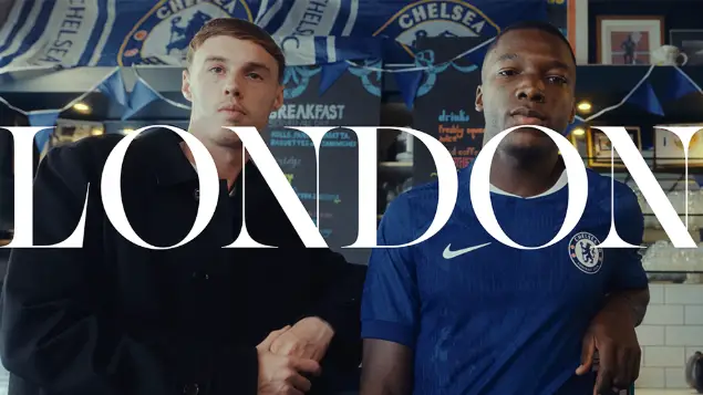 Chelsea célèbre Londres avec sa campagne “London, It’s Our House” : du foot, de la mode et un esprit de famille