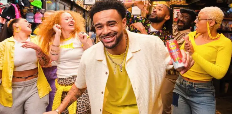 Lipton Ice Tea secoue l’été avec « Kombucha-cha » : une campagne musicale pop et bien-être