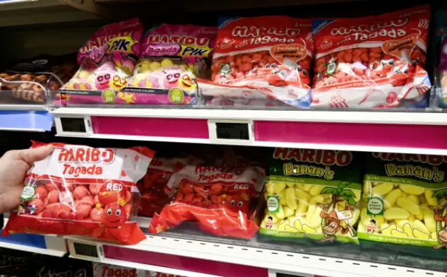 Haribo rappelle des bonbons Happy Cola Fizz contaminés au cannabis : une enquête est en cours