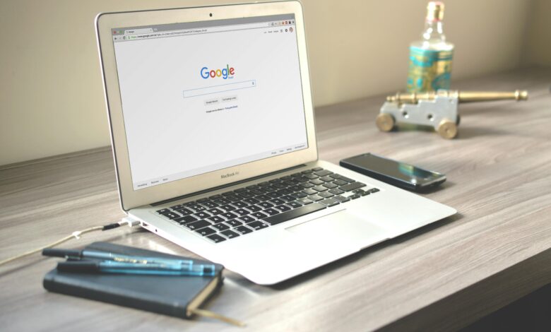 SEO sectoriel : comment chaque industrie adapte ses stratégies de référencement