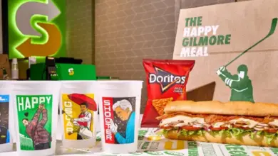 Les quatre gobelets collectors du Happy Gilmore Meal lancés par Subway aux États-Unis et au Canada