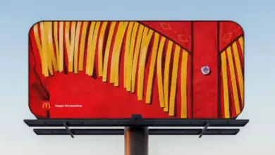 Frites McDonald’s intégrées à une veste western dans la campagne Cowboy Closeups