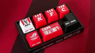 Set de touches de clavier collector KFC x Asus ROG, édition limitée, aux couleurs rouges et blanches