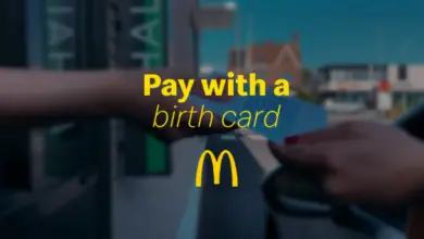 Affiche de la campagne “Parenting is hard. Dinner doesn’t have to be.” de McDonald’s Belgique