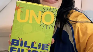 Coffret UNO Canvas Billie Eilish en édition limitée