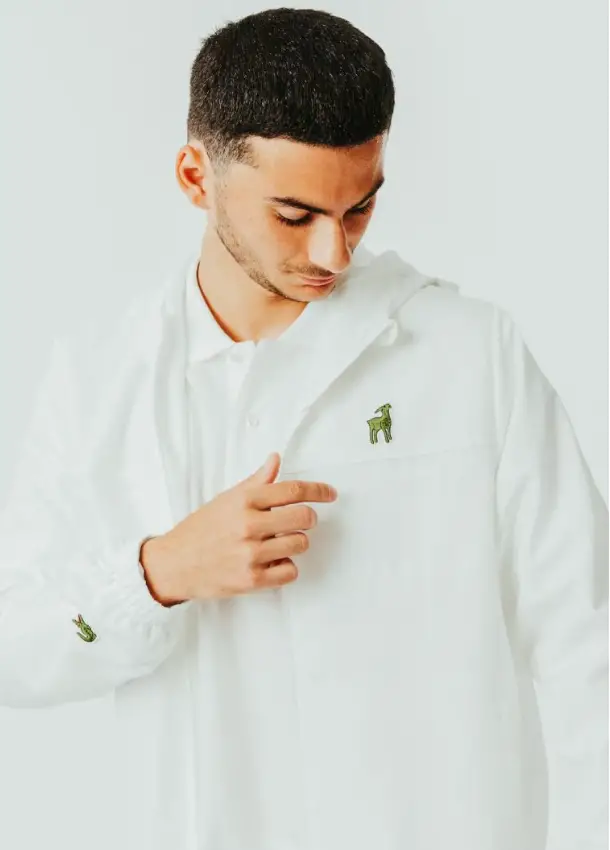 Collection capsule Lacoste avec logo chèvre en hommage à Novak Djokovic