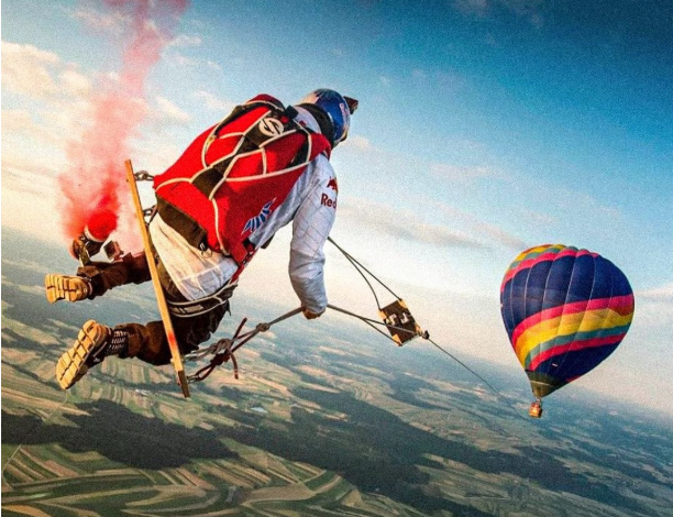 Campagne non officielle Red Bull avec le slogan If you see something crazier than reality, it’s either AI or Red Bull