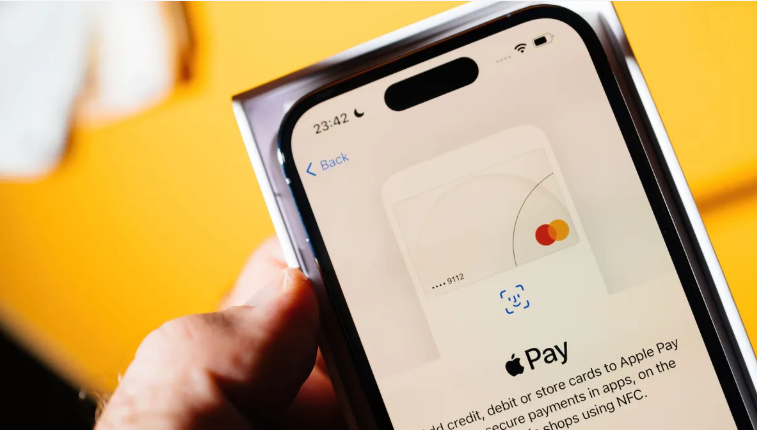 Logo de Mastercard illustrant le lancement de la plateforme Commerce Media