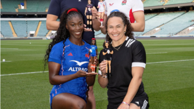Quatre joueuses de rugby internationales représentées par Barbie : Konde, Maher, Kildunne, Woodman